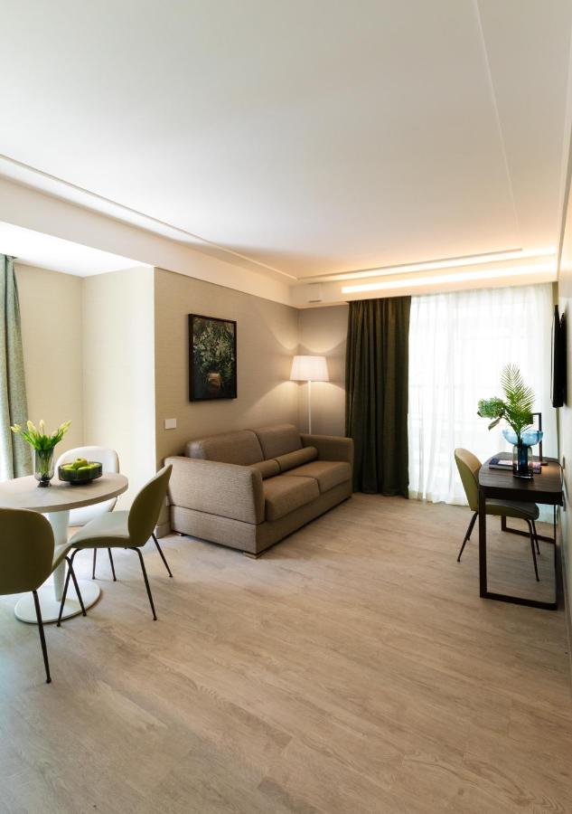 Ceccarini 9 Home Suite Home リッチョーネ エクステリア 写真