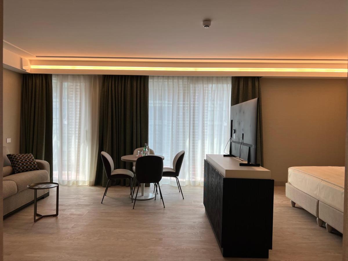 Ceccarini 9 Home Suite Home リッチョーネ エクステリア 写真