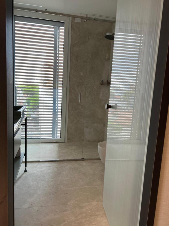 Ceccarini 9 Home Suite Home リッチョーネ エクステリア 写真